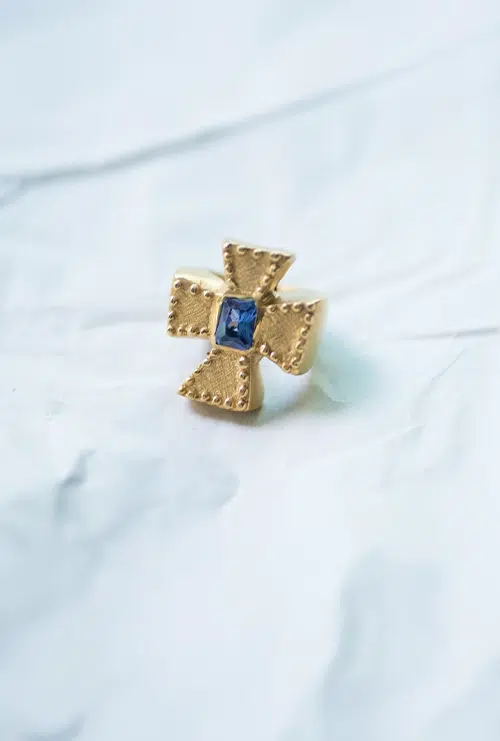 Anillo Zafiro